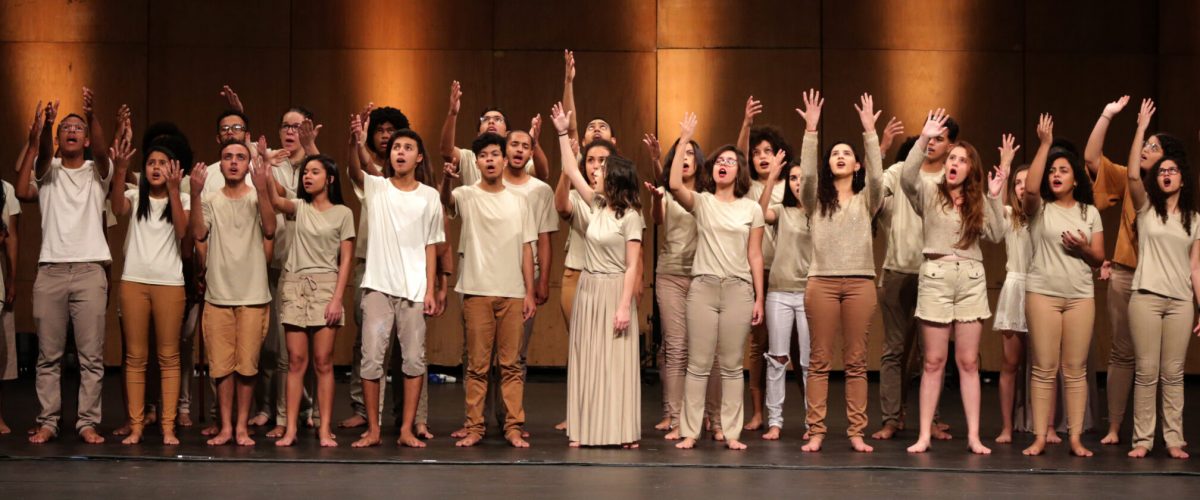 CC 1E26 - opinião - Canto coletivo - capa